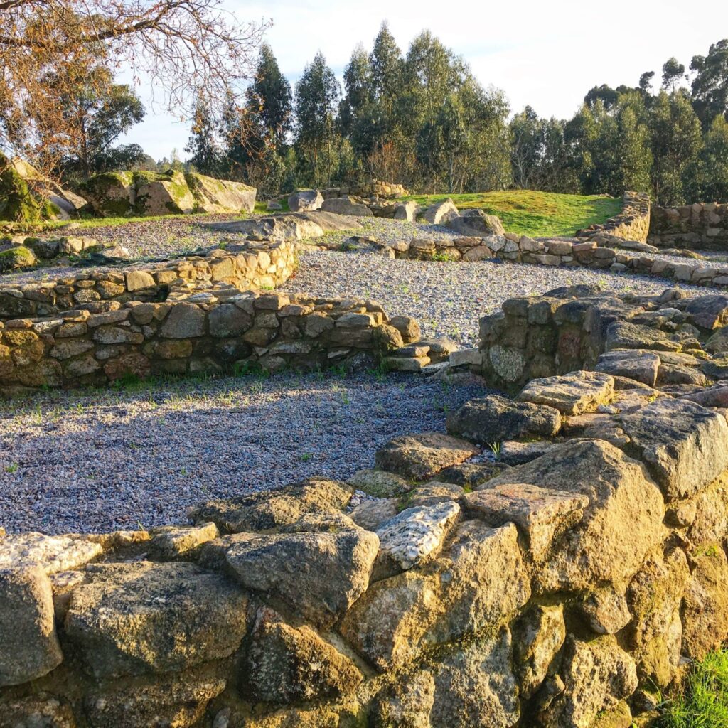 Castro de Leiro e Besomaño, Ribadumia Guíate Galicia