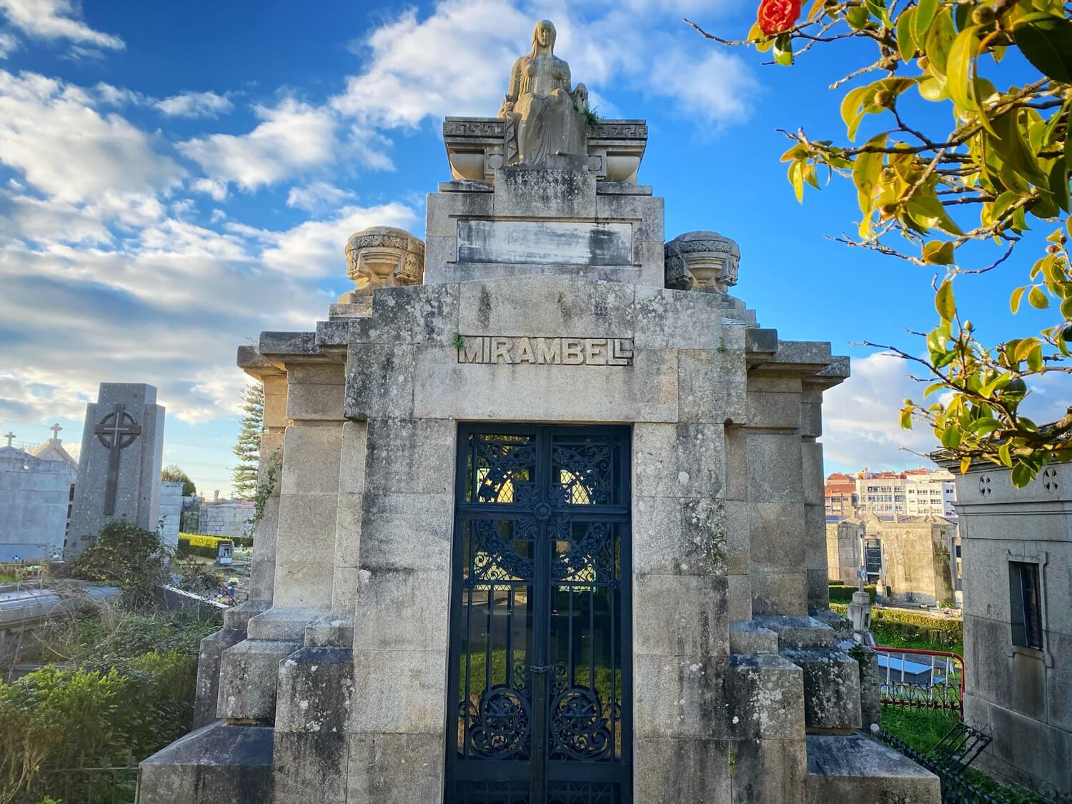 Cementerio de Pereiró, Vigo Guíate Galicia Cementerio de Pereiró, Vigo Guíate Galicia