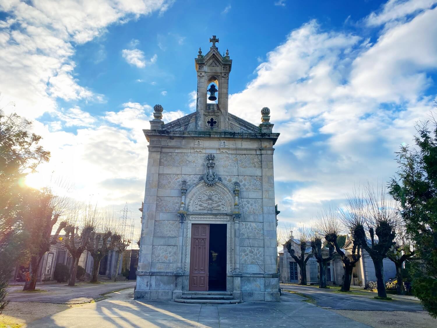 Cementerio de Pereiró, Vigo Guíate Galicia Cementerio de Pereiró, Vigo Guíate Galicia