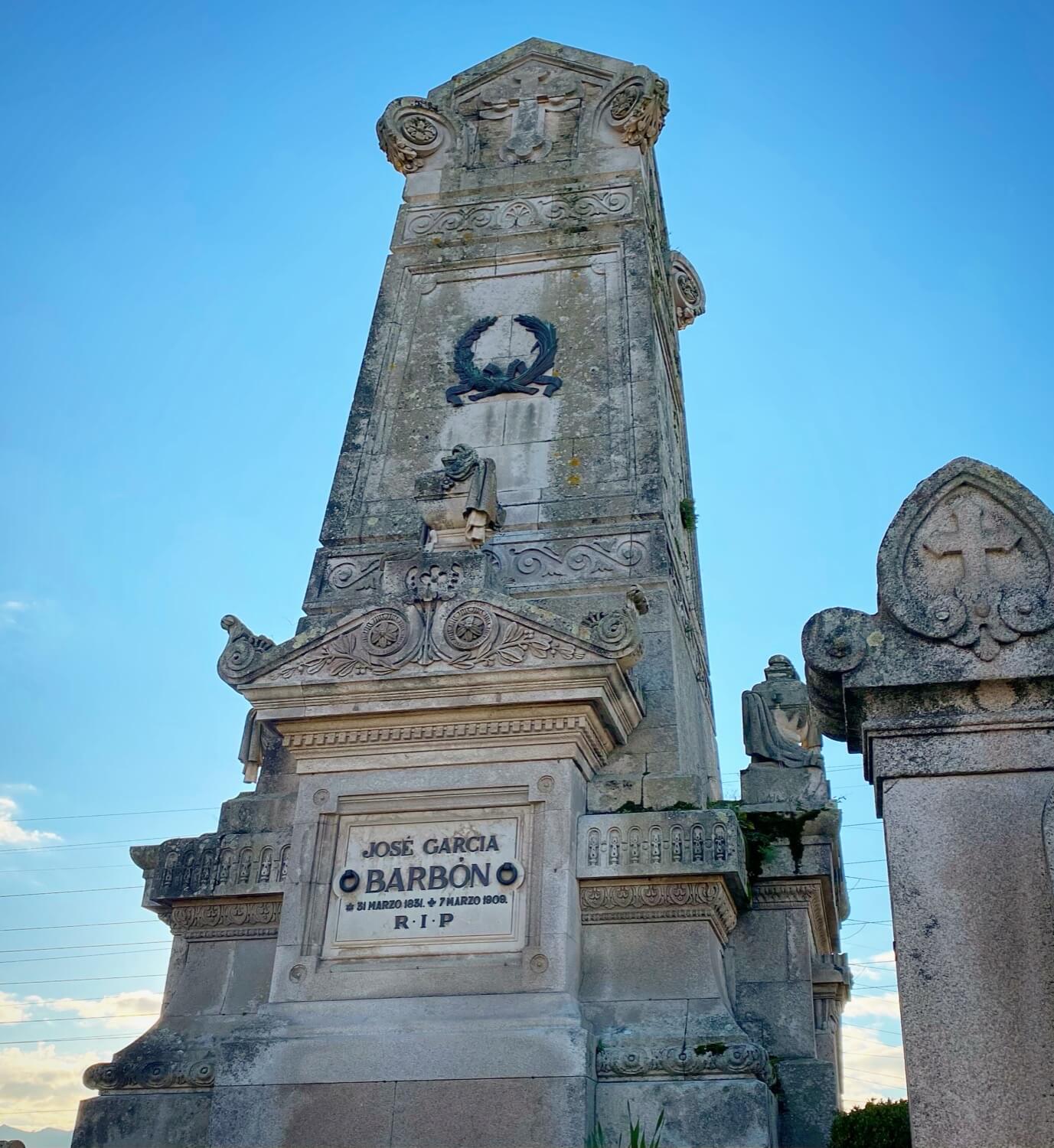 Cementerio de Pereiró, Vigo Guíate Galicia Cementerio de Pereiró, Vigo Guíate Galicia