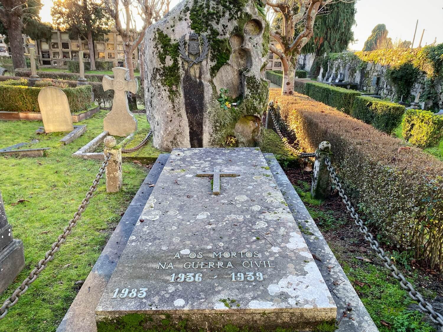 Cementerio de Pereiró, Vigo Guíate Galicia Cementerio de Pereiró, Vigo Guíate Galicia