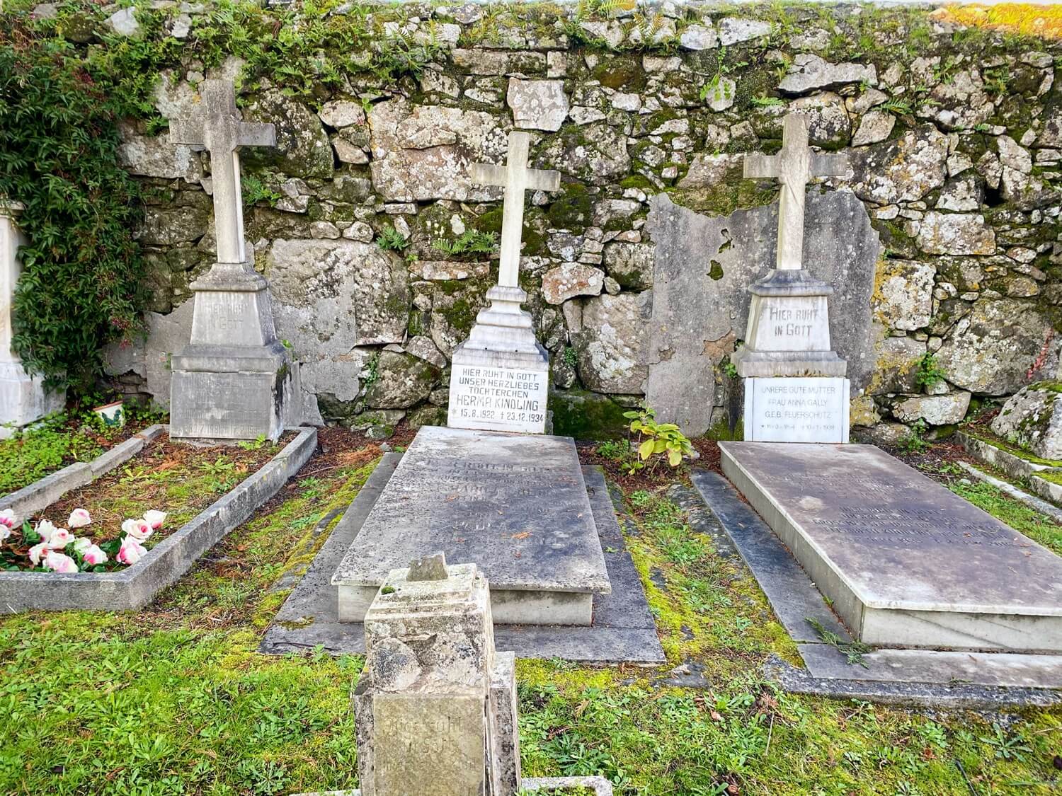 Cementerio de Pereiró, Vigo Guíate Galicia Cementerio de Pereiró, Vigo Guíate Galicia