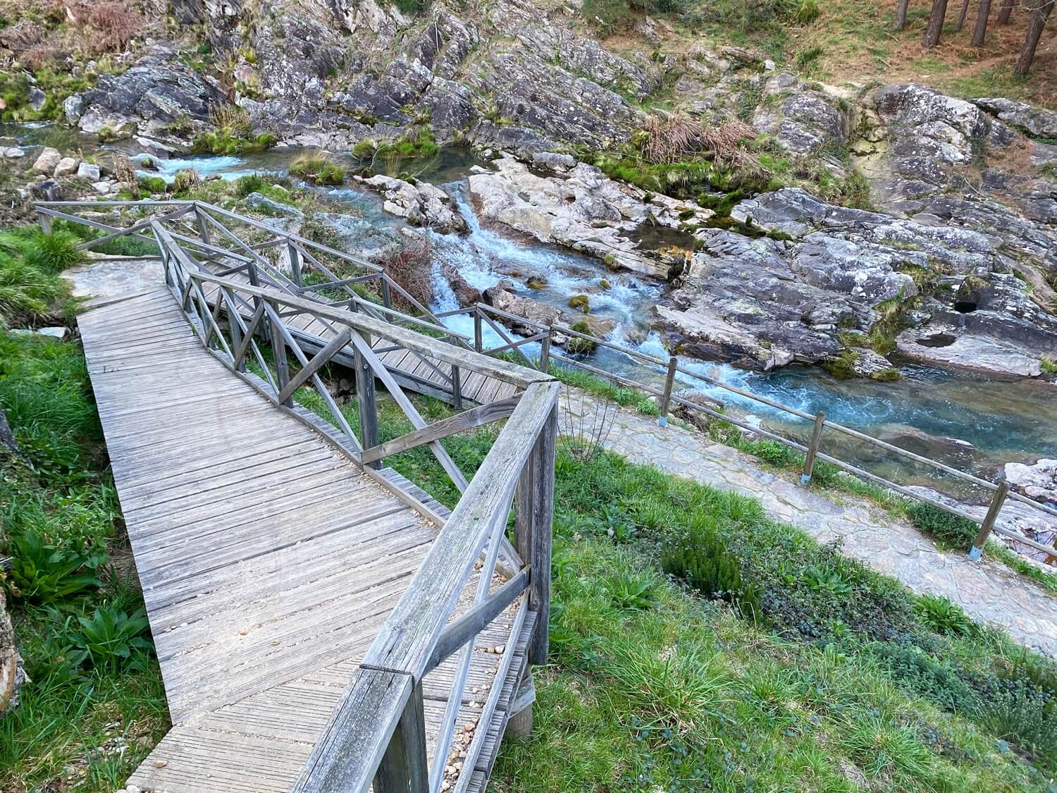 Pozo do Arco, Oia Guíate Galicia Pozo do Arco, Oia Guíate Galicia